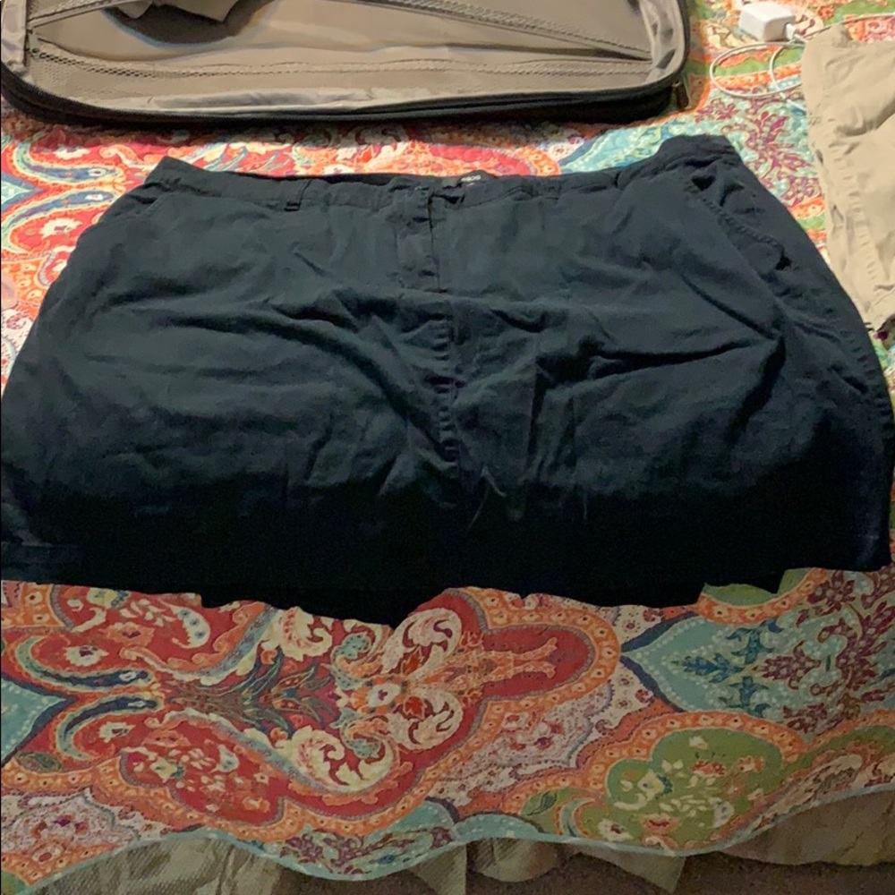 Black Skort